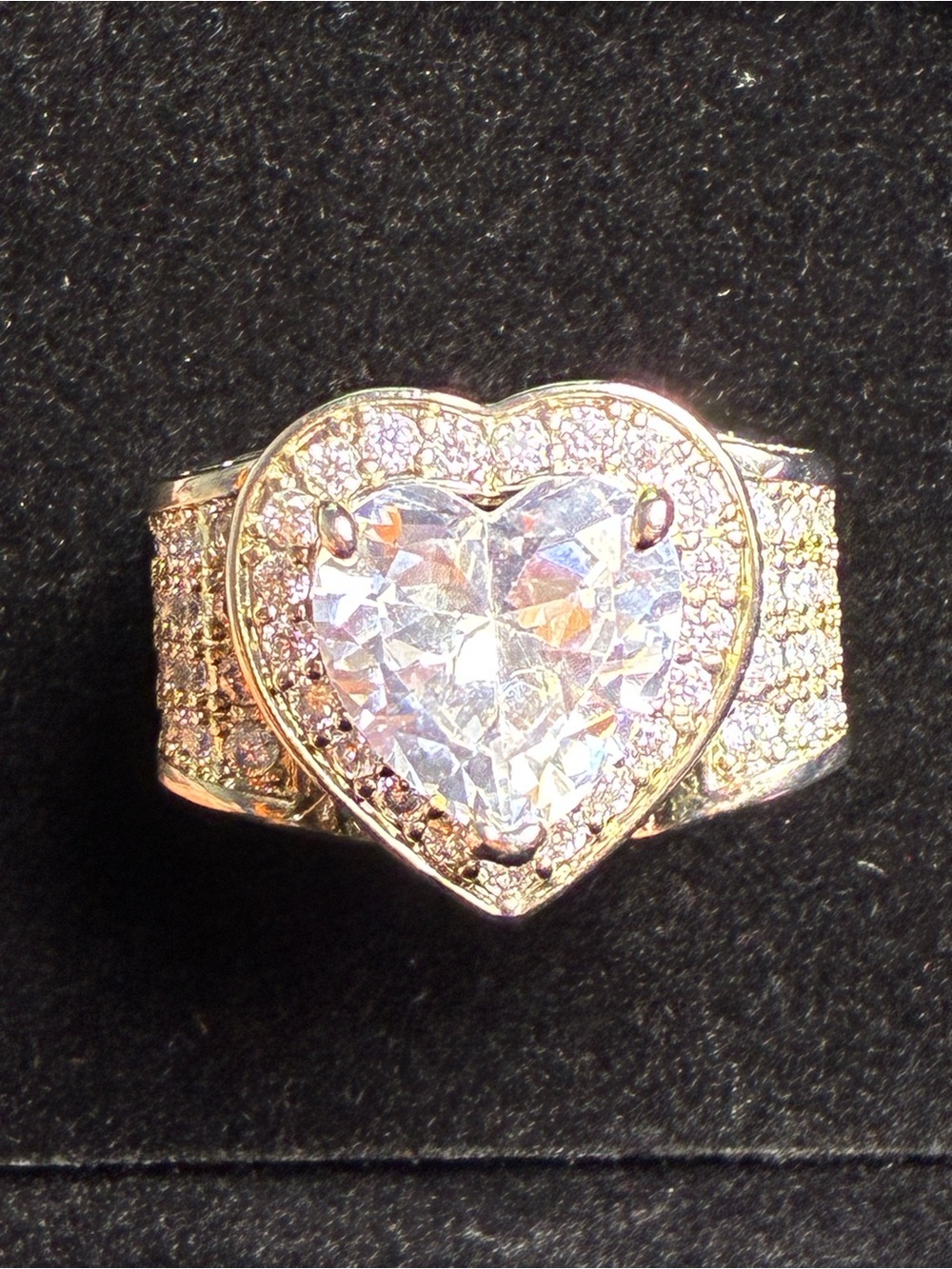 Heart Halo Statement Ring in silver with Clear Stone